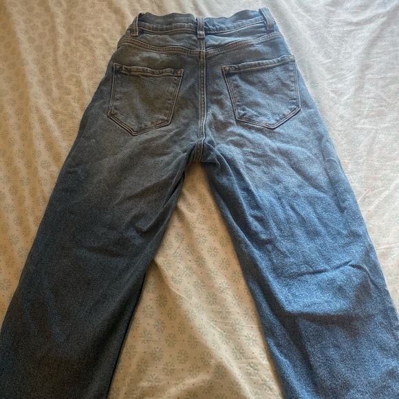 #momjeans #jeans - Picture 2 of 3